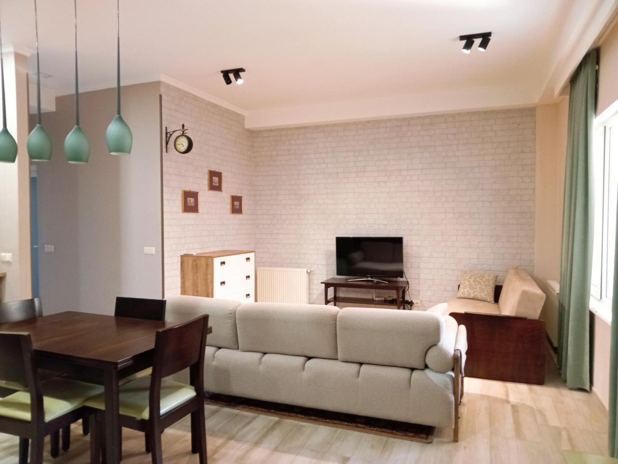 Medea'S Home 库塔伊西 外观 照片