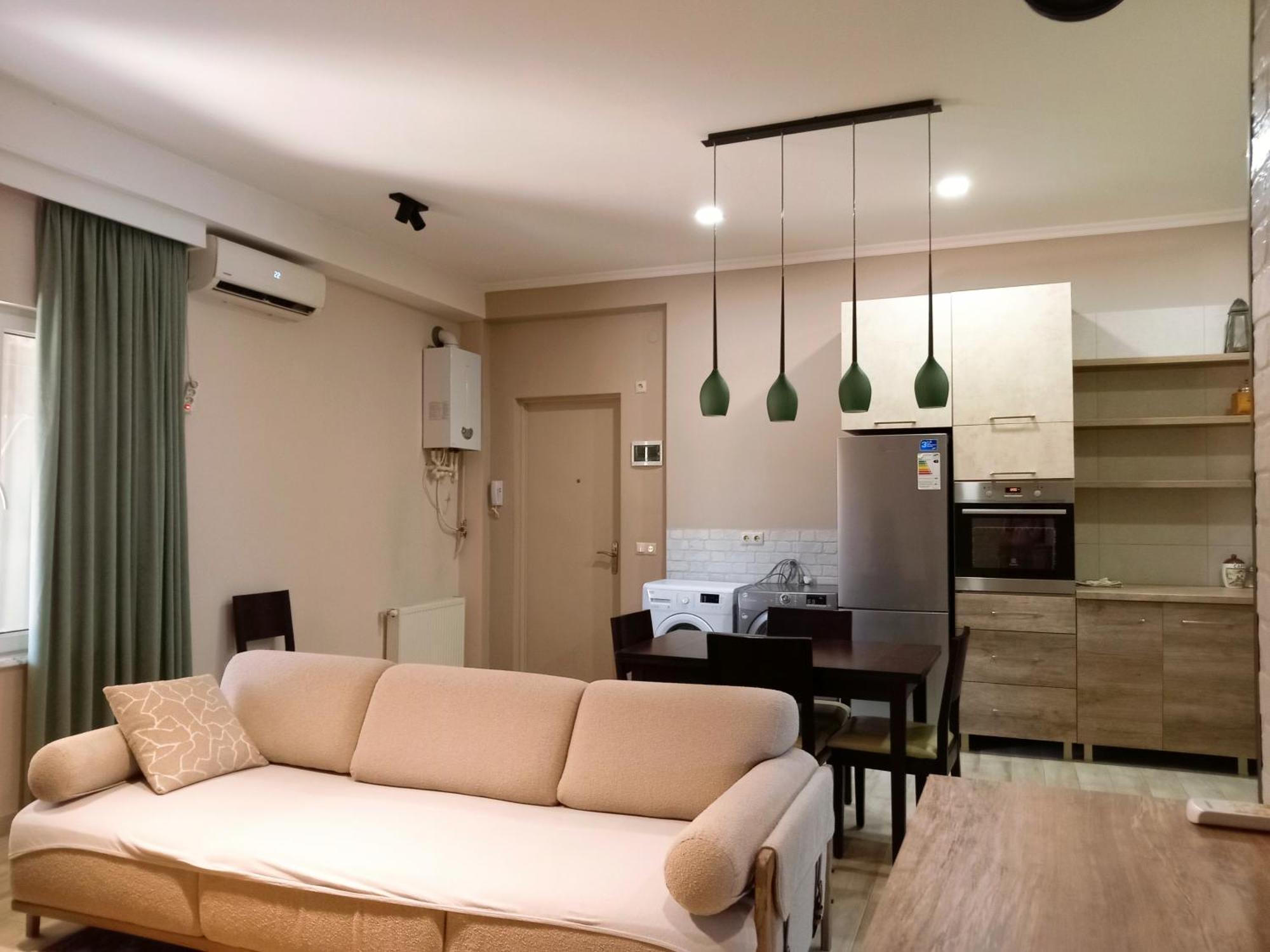 Medea'S Home 库塔伊西 外观 照片